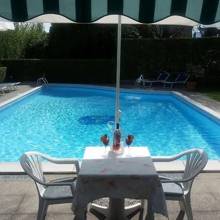 La Hotel 3*