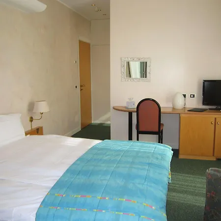 La Hotel Gravedona